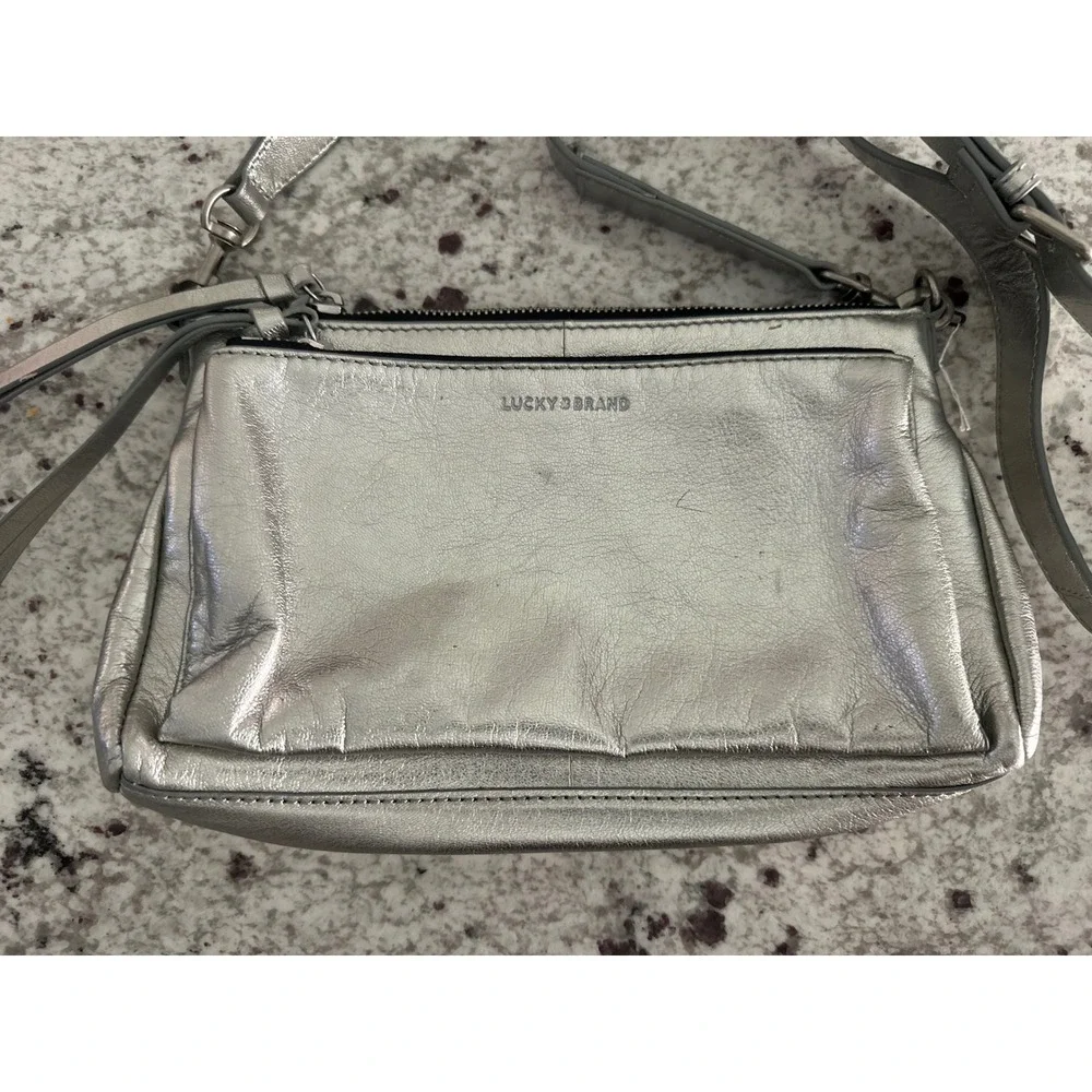 Lucky brand silver leather crossbody bag - Picture 2 of 5
